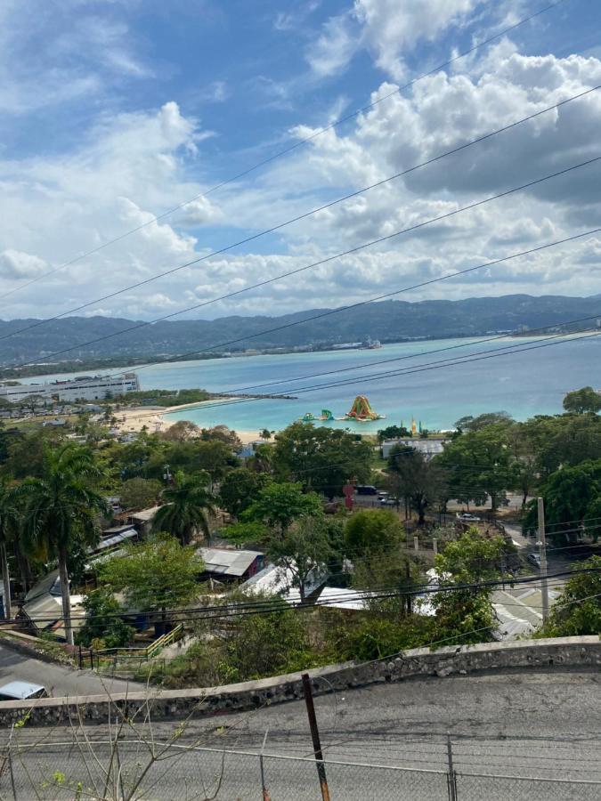 K&S Seaview Luxury Apartment Montego Bay Luaran gambar